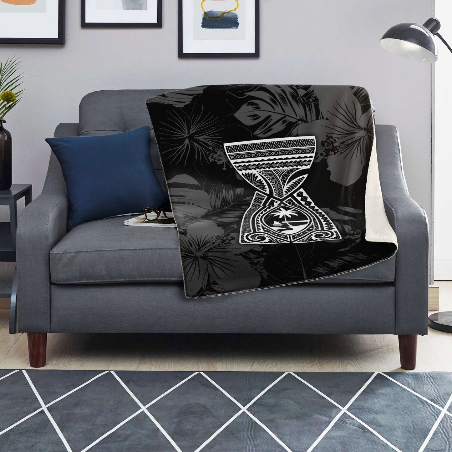 Latte Stone Guam Tribal Black Microfleece Blanket