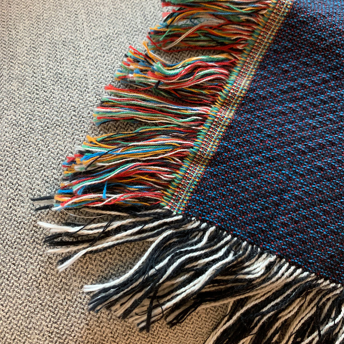 Guam Seal Hibiscus Paradise Woven Blanket