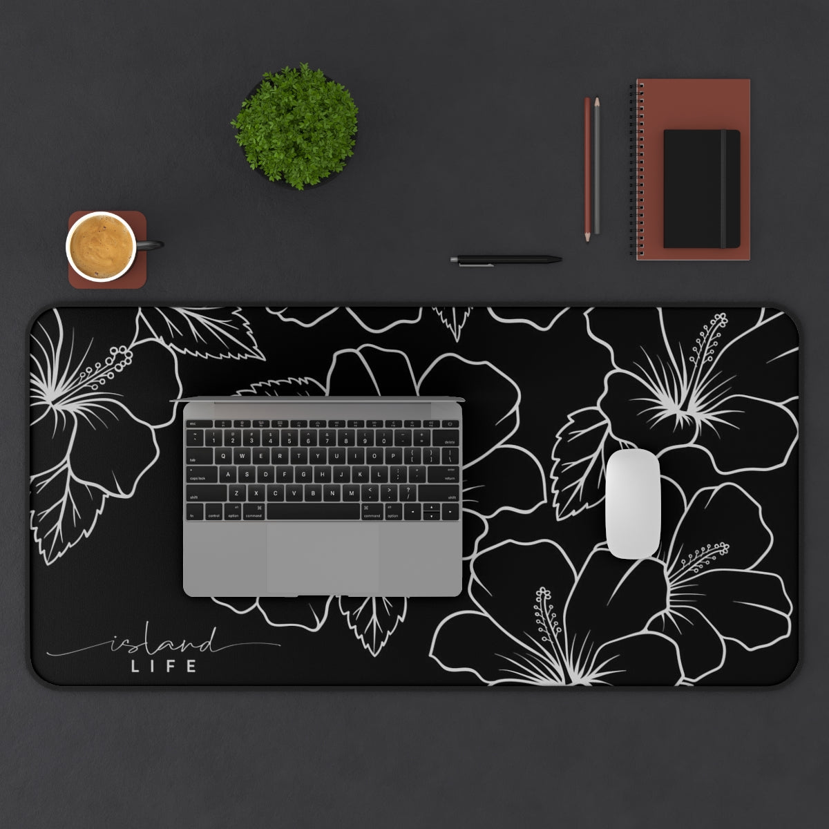 Guam CNMI Modern Hibiscus Black Gaming Pad Desk Mat