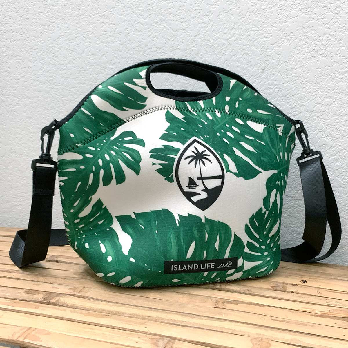 Guam Lemai Leaves Neoprene Lunch Bag Large